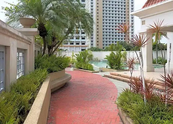 Hotel Westparc Cedar Alabang Manila